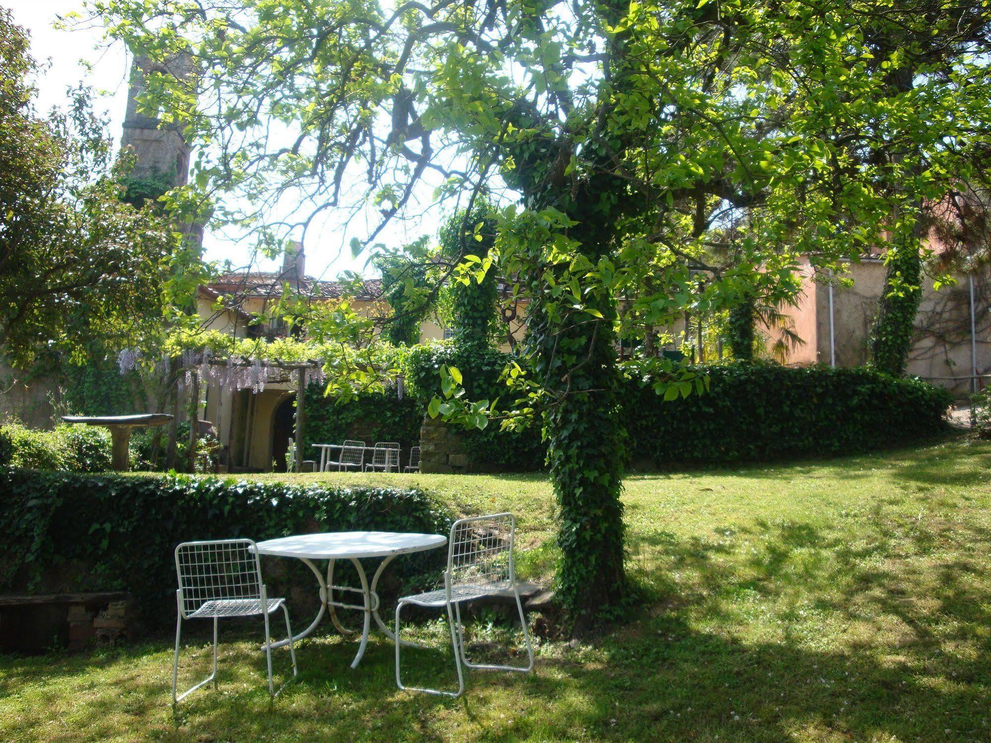 Fattoria Di Bacchereto - Guest House Экстерьер фото